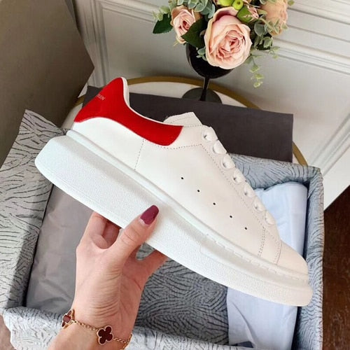 High version of Finard McQueen White shoes Women McQueen leather muffin thick soles increase women's shoes 2019 new autumn shoes