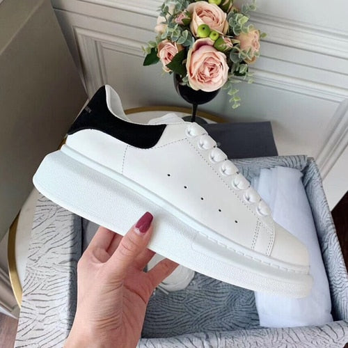 High version of Finard McQueen White shoes Women McQueen leather muffin thick soles increase women's shoes 2019 new autumn shoes